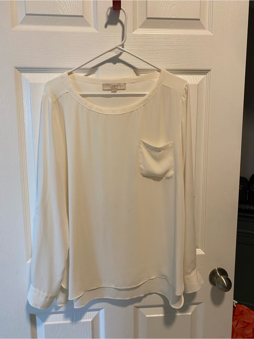 LOFT Cream Long-Sleeve Pocket Blouse - Lightweight